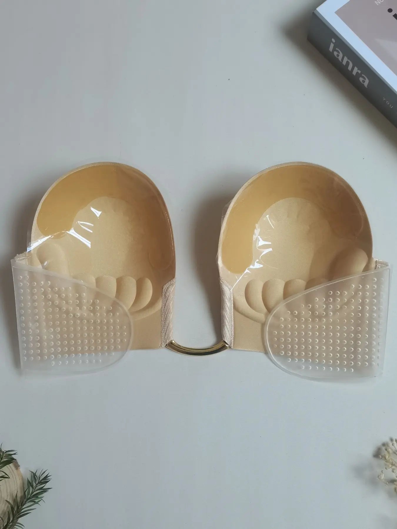 Women'S U-Shaped Backless Shaping Wireless Bra Strapless Chest Support Medium, Invisible Bras, Suitable for Party Dresses & Wedding Gowns, Comfortable Invisible Design, Elegant